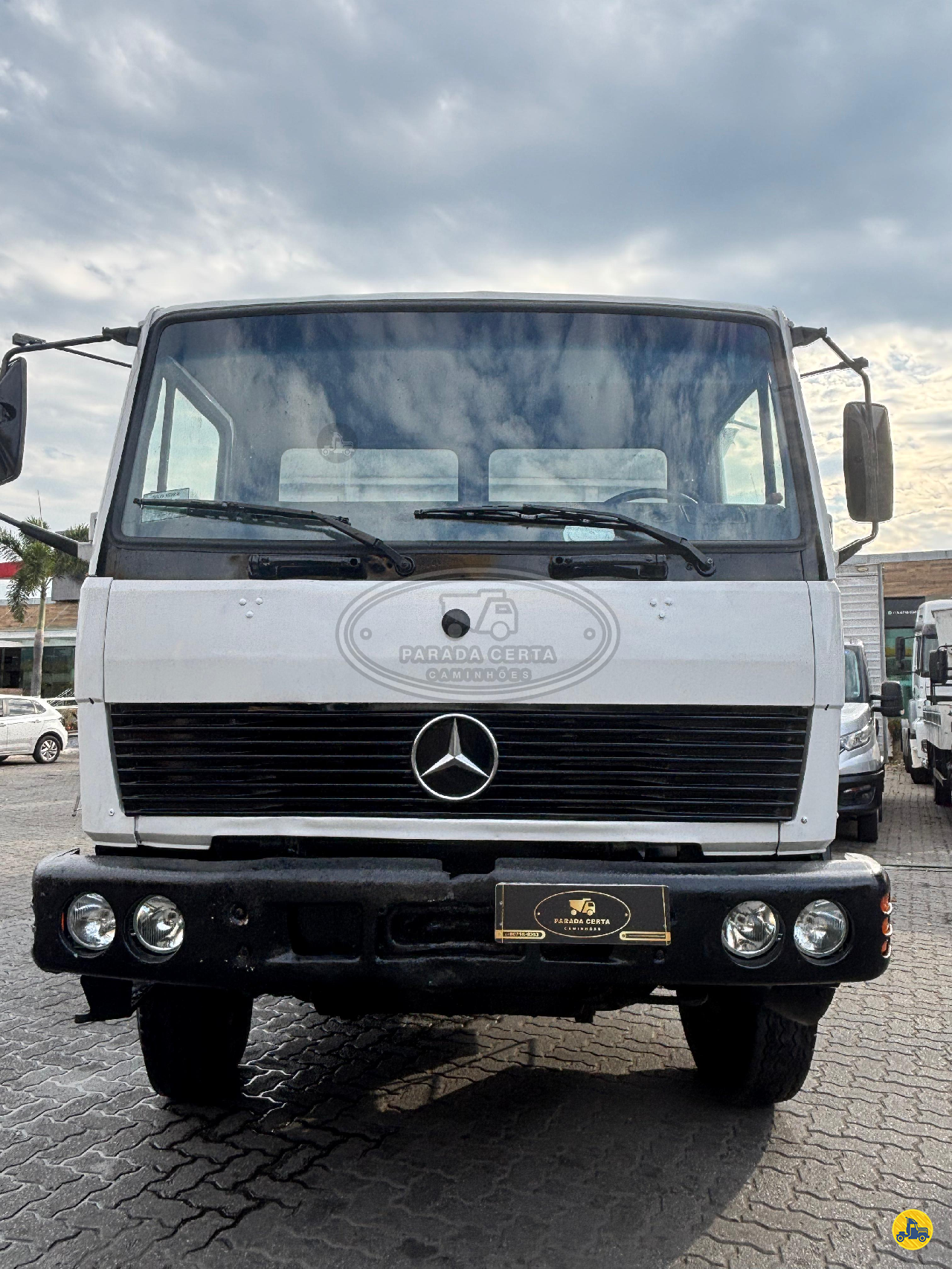 CAMINHAO MERCEDES-BENZ MB 2418 Caçamba Basculante Truck 6x4 Parada Certa Caminhões NOVA IGUACU RIO DE JANEIRO RJ